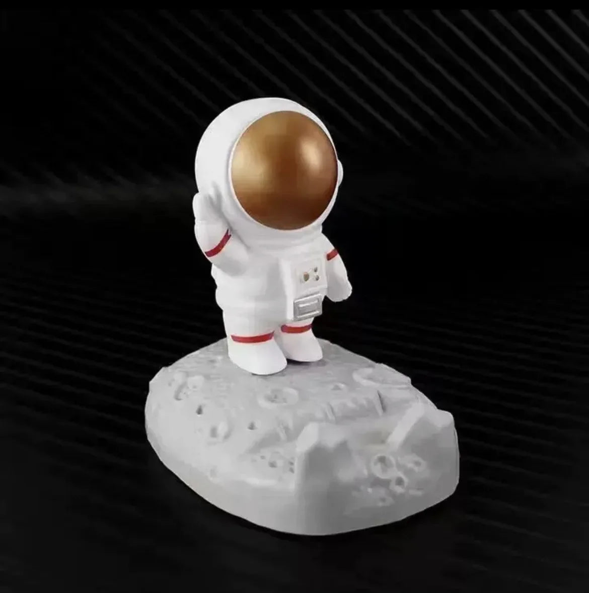 Office Desk Decoration Nordic Style Astronauts Mobile Phone Stand Holder Ornaments Resin Spaceman Bracket Toys Boyfriend Gift