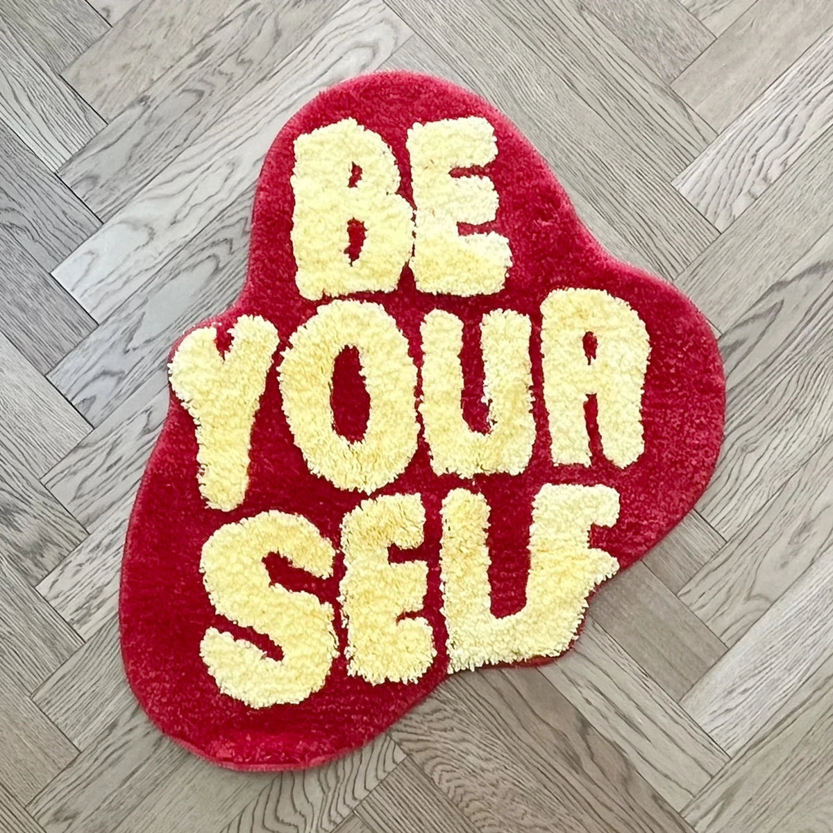 Be Yourself Tufted Rug Irregular Heart Shaped Area Rug Soft Plush Non Slip Floor Mat for Bedroom Living Room Dorm Decor