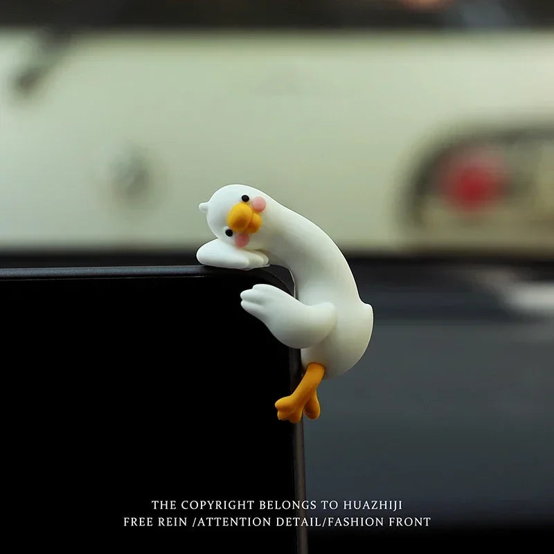 Resin Cartoon Animal Decor For Desk Car Dashboard TV Monitor Gift Idea Cute 3D Duck Figurine Mini Duck Ornament Playful Amagi