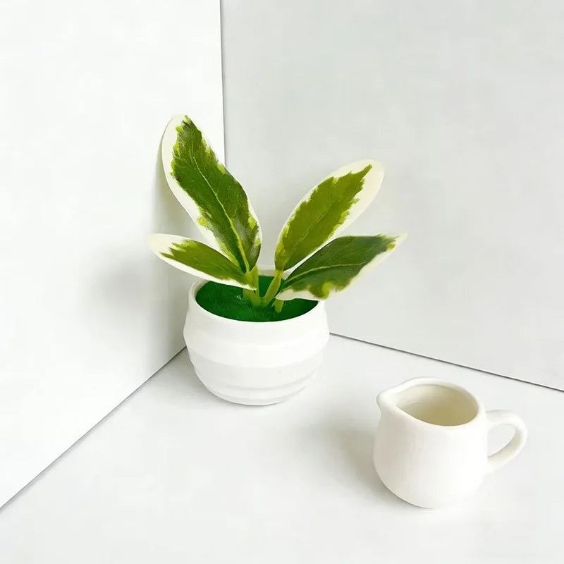 Artificial green plants, office desk decorative plants, bonsai, artificial flowers, and creative accessories in 4 small pots