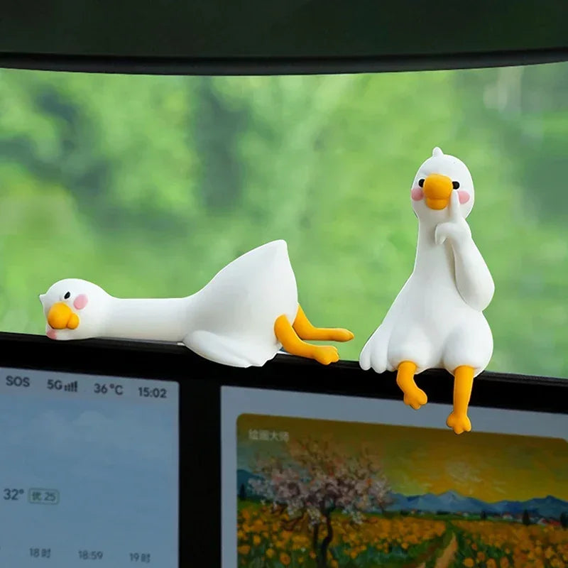 Resin Cartoon Animal Decor For Desk Car Dashboard TV Monitor Gift Idea Cute 3D Duck Figurine Mini Duck Ornament Playful Amagi