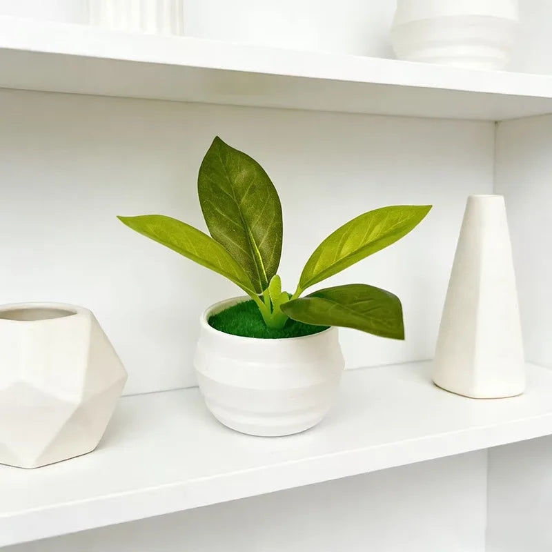 Artificial green plants, office desk decorative plants, bonsai, artificial flowers, and creative accessories in 4 small pots